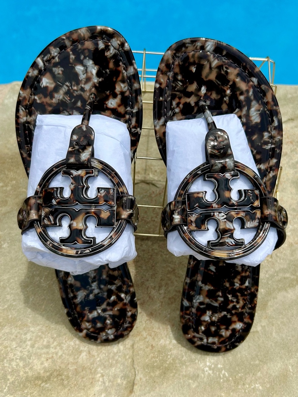 Tory Burch Tortoiseshell Jelly Logo Thong Sandals